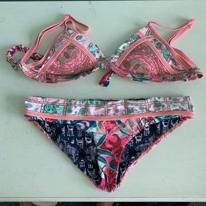 Maaji bikini set!
